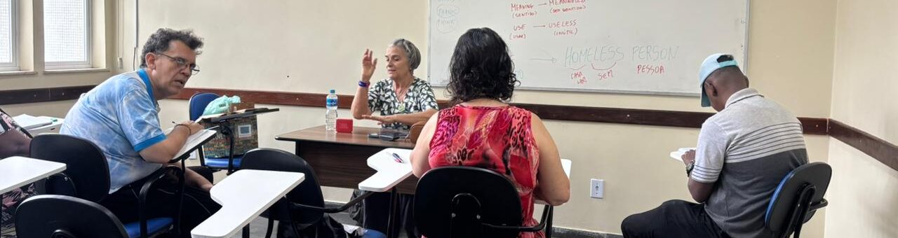 Aula de idiomas no IMPP